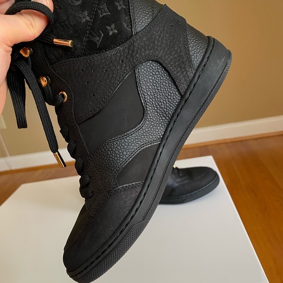 Excellent Louis Vuitton Ankle Boots - Picture 9 of 15